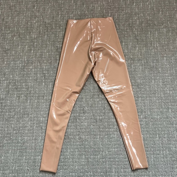 Commando Faux Patent Leather Leggings in Tan Size Large - Picture 2 of 6